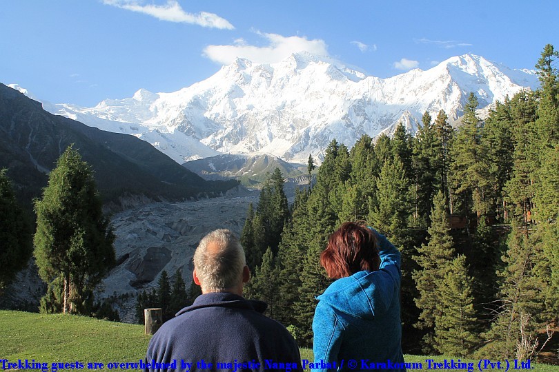 T1_Trekking guests are overwhelmed by the majestic Nanga Parbat.jpg wird geladen